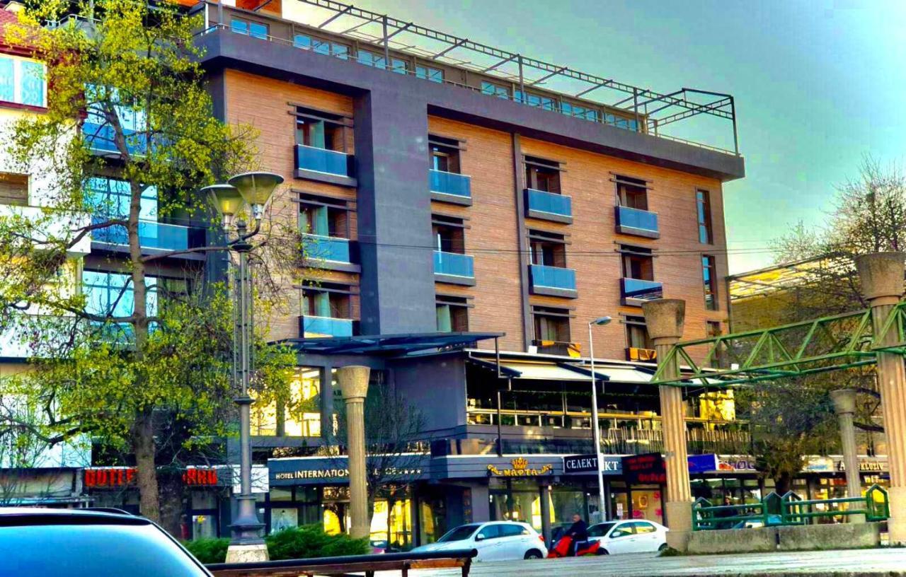 International Palace Veles Exterior photo